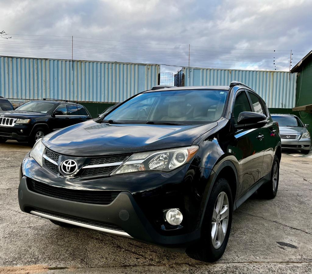 2013 Toyota RAV4 XLE's photo
